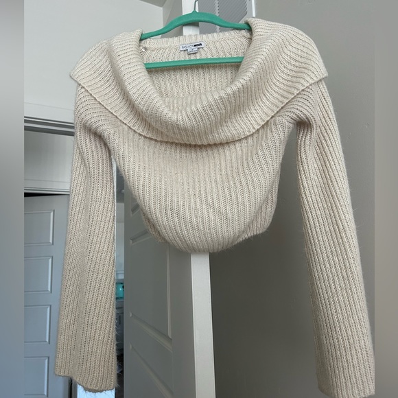 Fashion Nova Let’s Fly Away Off Shoulder Sweater Crop Top Cream - Picture 6 of 7